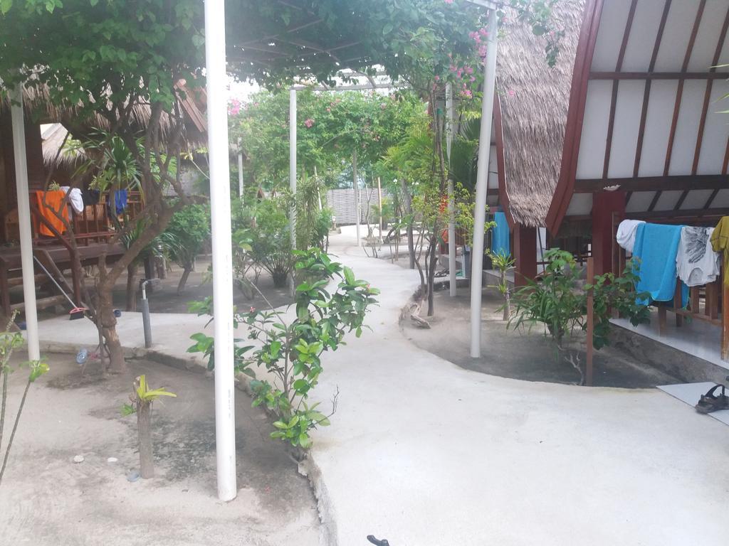 Balenta Bungalow Gili Meno Hotel Exterior photo