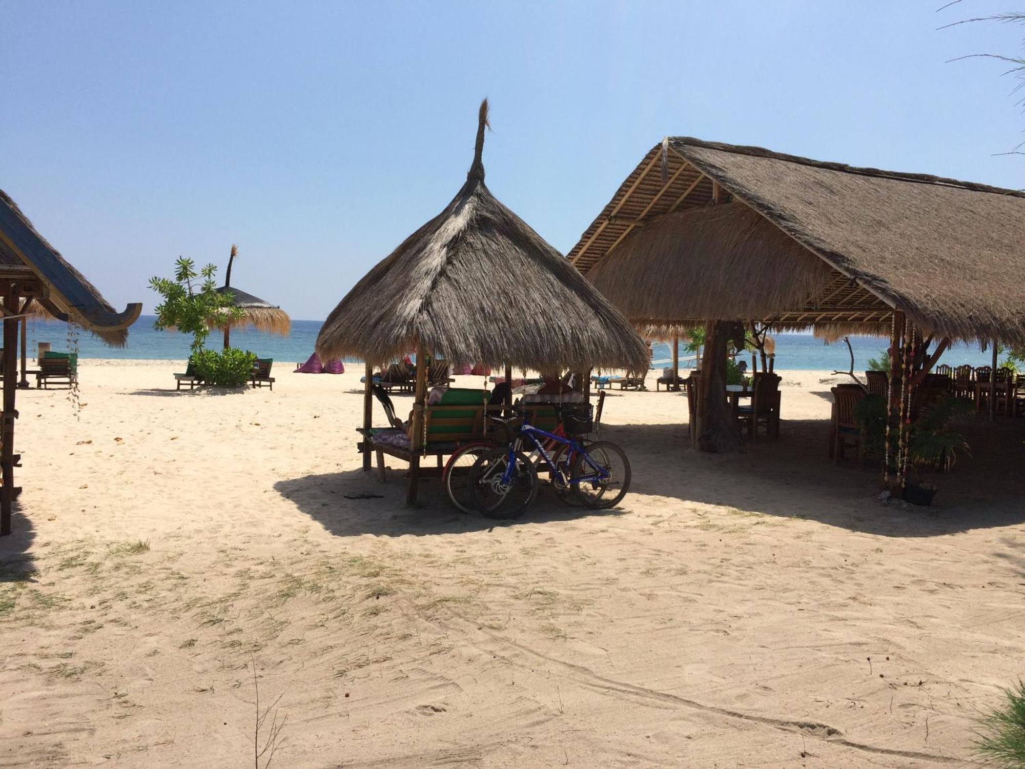 Balenta Bungalow Gili Meno Hotel Exterior photo