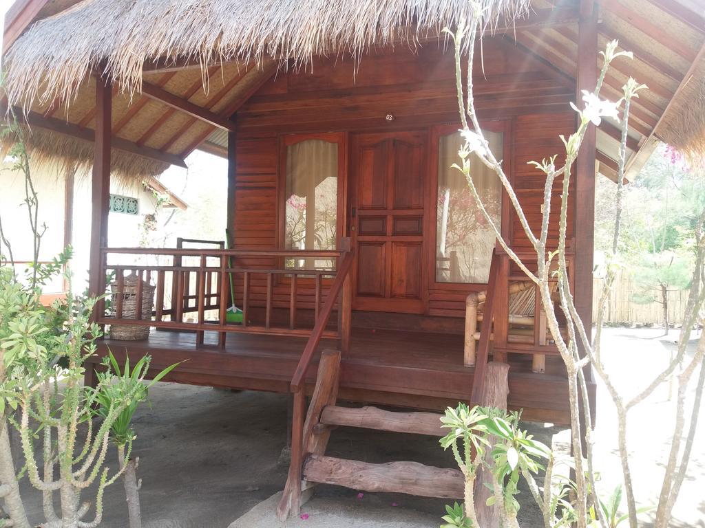 Balenta Bungalow Gili Meno Hotel Exterior photo